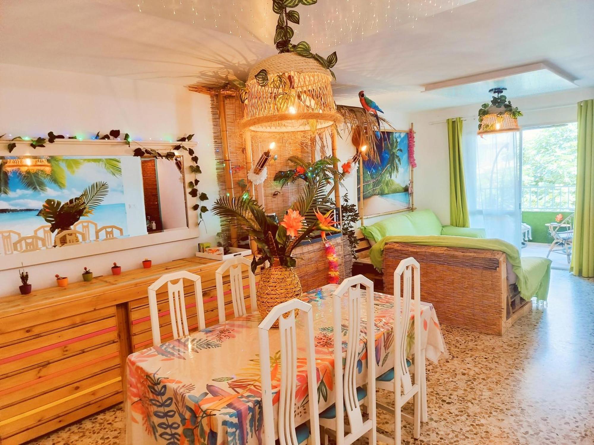 Wonder Rooms Nerja Guest House Екстериор снимка
